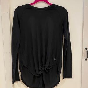 Under Armour activewear top | Size Medium | Excellent used condition